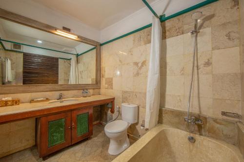 room detail thumbnail 2