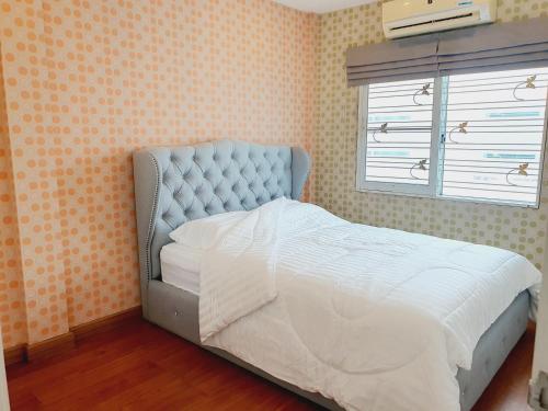Comfy Townhome 5min walk to 7-11 (Whole House) near Tesco Talad Bangbuathong