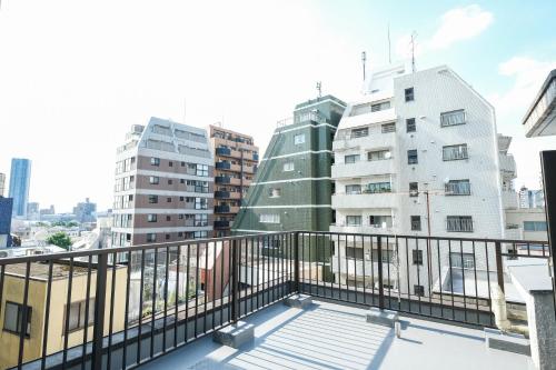 67LEREVE Ikebukuro