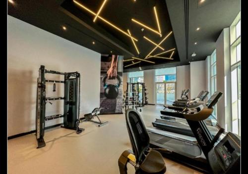 Yogi – Studio | Rooftop Pool | Barsha Heights