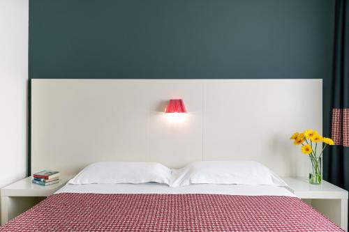 Quality Double or Twin Room image 6