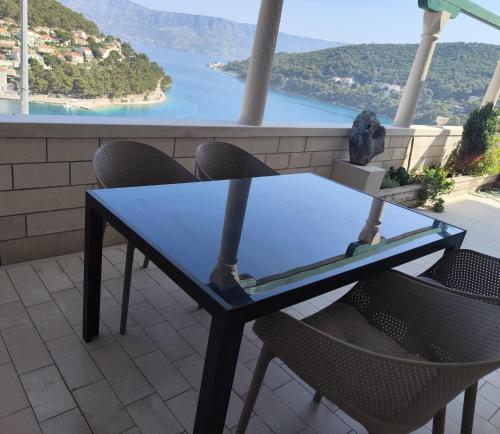 Relax & Enjoy, Pučišća (fotografie 3)
