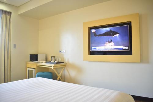 Pool View Room | Relaxing Boracay Newcoast Stay image 3