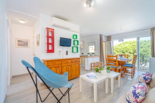 Two-Bedroom Apartment image 5