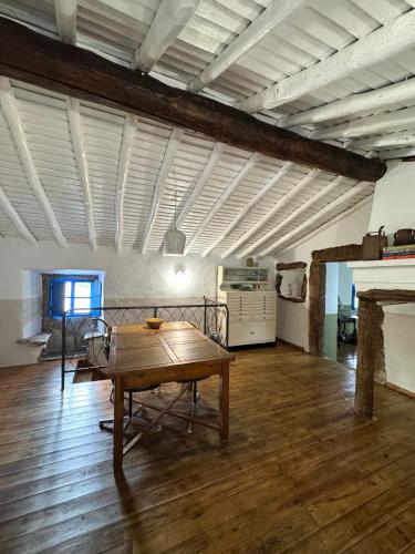 Casa Com Mãos (Casa Com Maos) in Марван