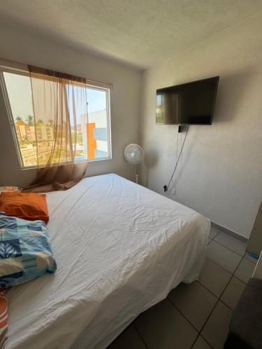 Hermoso Departamento economico y alberca in El Cayaco