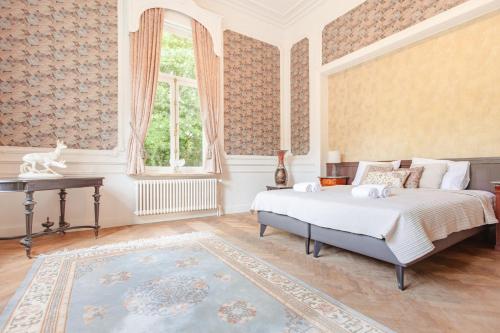 평면도, Villa Thor: A Majestic 100-Year-Old Manor in 헹크 시티 센터