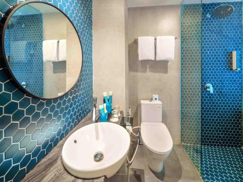 Superior Twin Room image 1