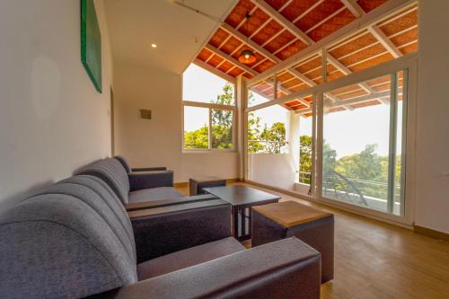 Balcony/terrace, Royal Crown Resorts in Kodanad