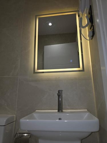 شقق مفروشة فندقية فاخرة Luxury Furnished Hotel Apartments, Medína (fotografie 10)
