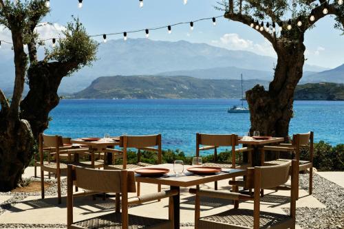 Restaurant, JW Marriott Crete Resort & Spa in Akrotiri