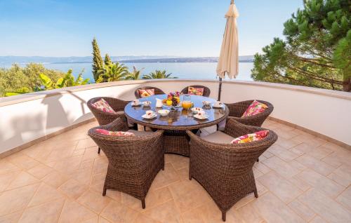 Villa Palace Clara Apartment 1 island Krk by Villa in วันตาชิชิ