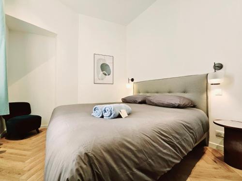 Two-Bedroom Apartment image 6