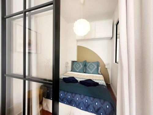One-Bedroom Apartment image 8