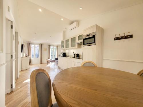 Two-Bedroom Apartment image 7