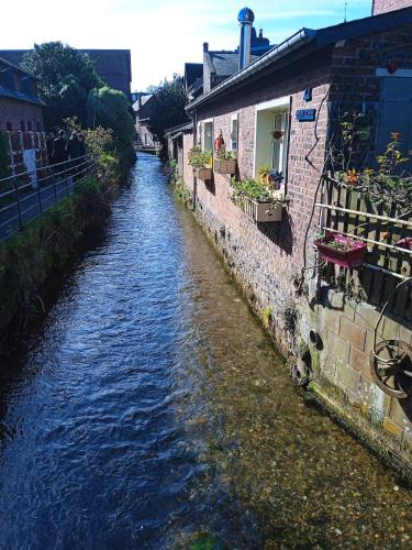 La Veules - Domaine du Presbytère avec local à vélo (La Veules - Domaine du Presbytere avec local a velo) in La Chapelle Sur Dun