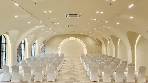 InterContinental Shanghai Ruijin by IHG - Downtown Historic Iconic Garden Hotel