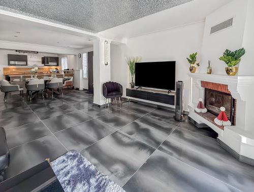 Villa avec jacuzzi, sauna, cinema - Proche Paris in Triel-Sur-Seine