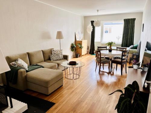 Spacious & cosy apartment - ideal location Majorstuen, Oslo (fotografie 6)