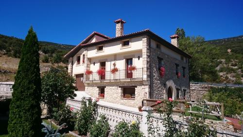  Casa Rural Torres, Pension in Valdenoceda bei Escalada