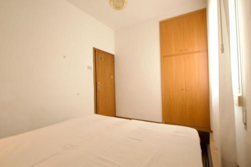 Three-Bedroom Apartment image 5