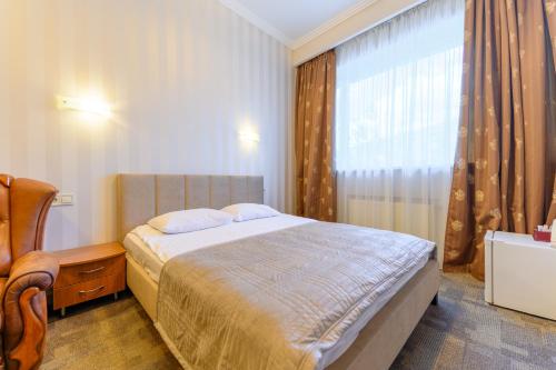 Persian Palace Hotel - image 9