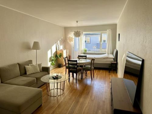 Spacious & cosy apartment - ideal location Majorstuen, Oslo (fotografie 9)