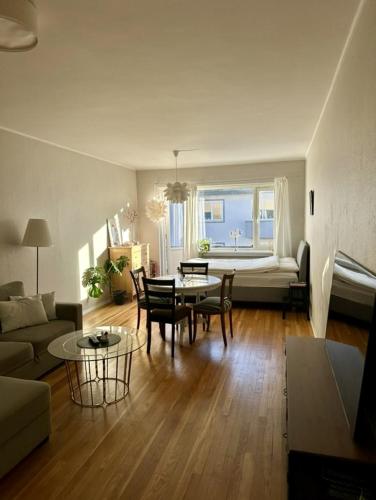 Spacious & cosy apartment - ideal location Majorstuen, Oslo (fotografie 10)