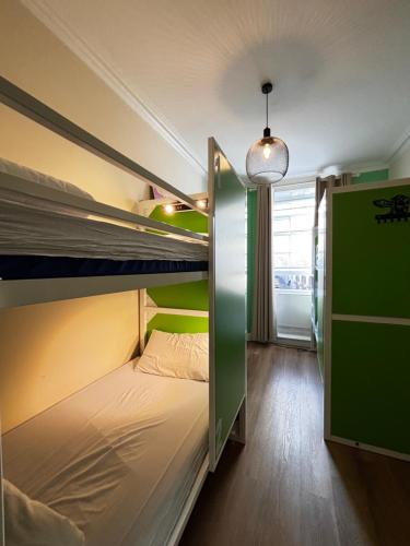 Cowgate Hostal (Cowgate Hostel) in Edimburgo