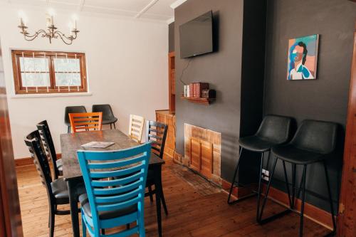 sala de TV, Wilderness Backpackers in Wilderness