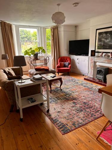 Large flat with garden view near Bath centre, Bath (photo 4)