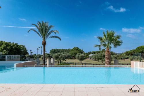 Swimming pool, Azur Elegance, piscine & plages in Avenue de Cannes