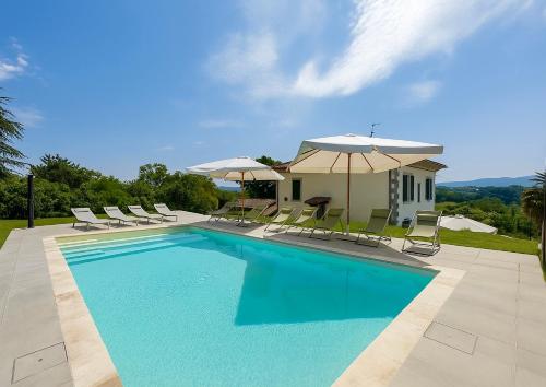 Villa La Gioconda Heated Pool