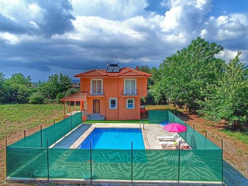 Villa Mayki in Beyobası