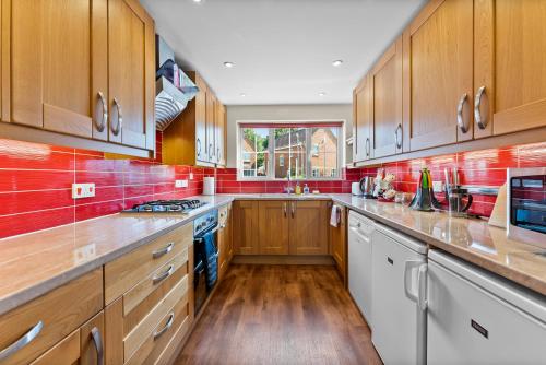 Large 4-bed House in Cambridge - Garden in Girton