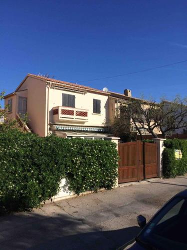 T3 vue mer 100m jardin gîte à louer Ayguade-Ceinturon