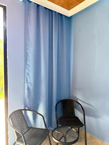 Коттедж в саду роз in 查克菲