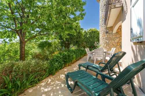 L'Eugénie - appt climatisé vue montagne – Le Bar-sur-Loup, CT
