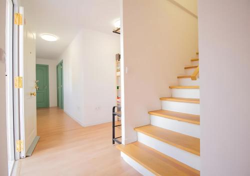 A szálláshely kívülről, La Casa del Maestro in Cerezo De Abajo