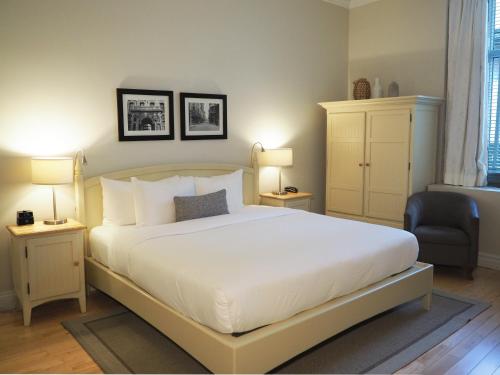 Superior Room image 2