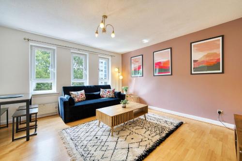 2BR Flat Parking Near City and Finnieston, Glasgow