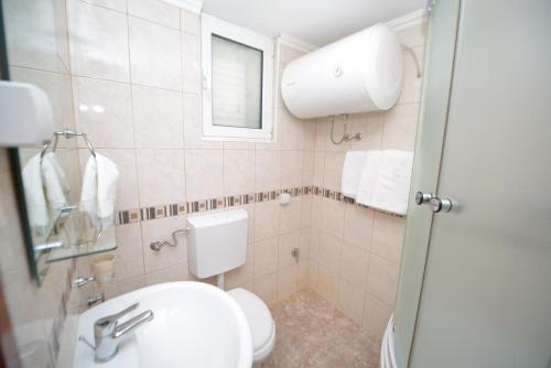 Apartments Risan - image 9
