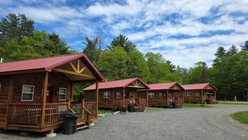 Abbot Trailside Lodging