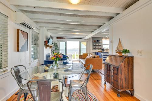 Coastal Portsmouth Home w/ Bay Access Near Newport in Bristol (RI)