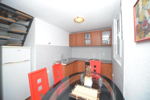 Apartments Risan - image 14