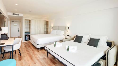 1 double bed, 1 sofa bed