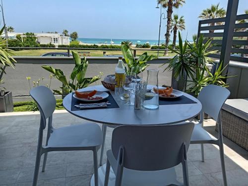 景觀, SUITE CONTI 36 terrazza sul mare 2lettini e ombrellone in 聖厄爾皮迪奧港