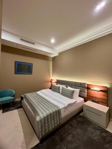 room detail thumbnail 0