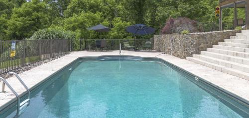 Shirley's Bed And Breakfast - image 6