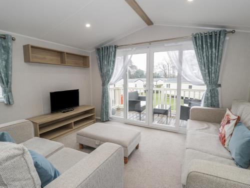 ทัศนียภาพภายนอกโรงแรม, Woodlands Platinum WO29 in รัททิน